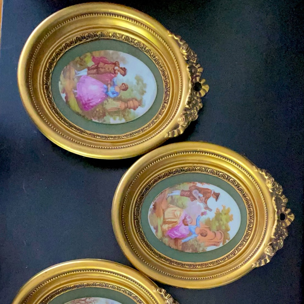 COPY - Vintage Limoges B&S Creations/Victorian
Porcelain Fragonard Oval Gold Fr…